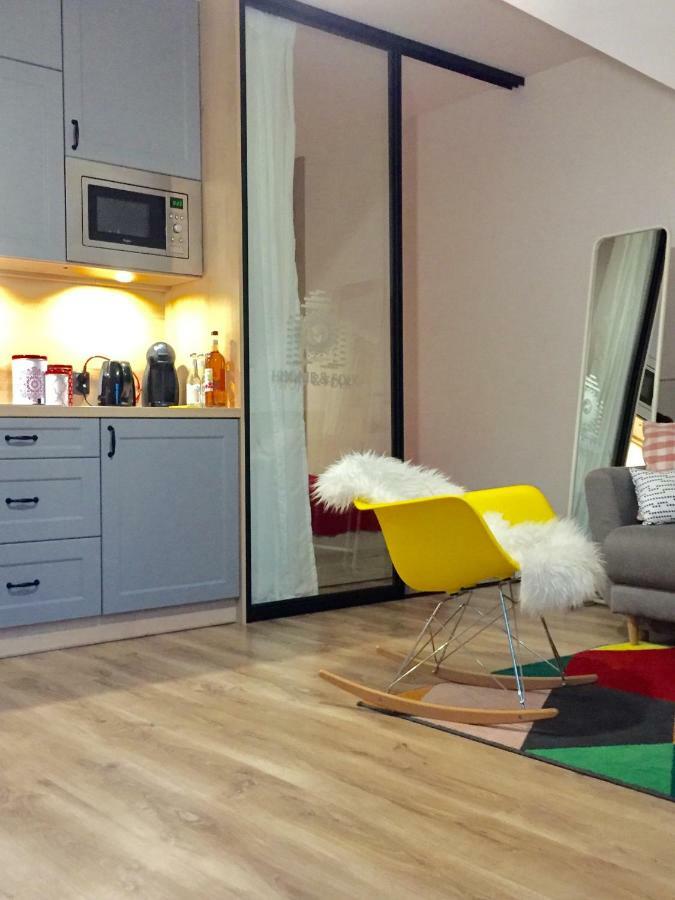 Home&Folk ชกลาร์สกา ปอเรมบา ภายนอก รูปภาพ
